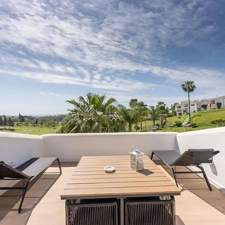 Azahara 1 21a Lovely Three Bedroom Duplex *